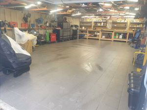 Workshop/Garage- click for photo gallery